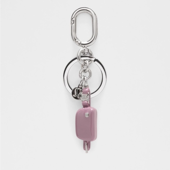 🆕💜 Lululemon Everywhere Belt Bag Charm Keychain Lavender Lux Silver - Picture 1 of 2